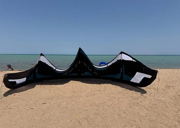 Walk-out Kite - Hurghada, 2 Bed - Seafront - Family Friendly Gurdaka
